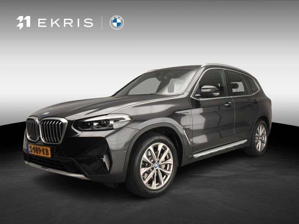 BMW X3 xDrive30e | LED | Leder | Navigatie | Trekhaak | Spor, Vierwielaandrijving, 129 €/maand, SUV of Terreinwagen, 750 kg