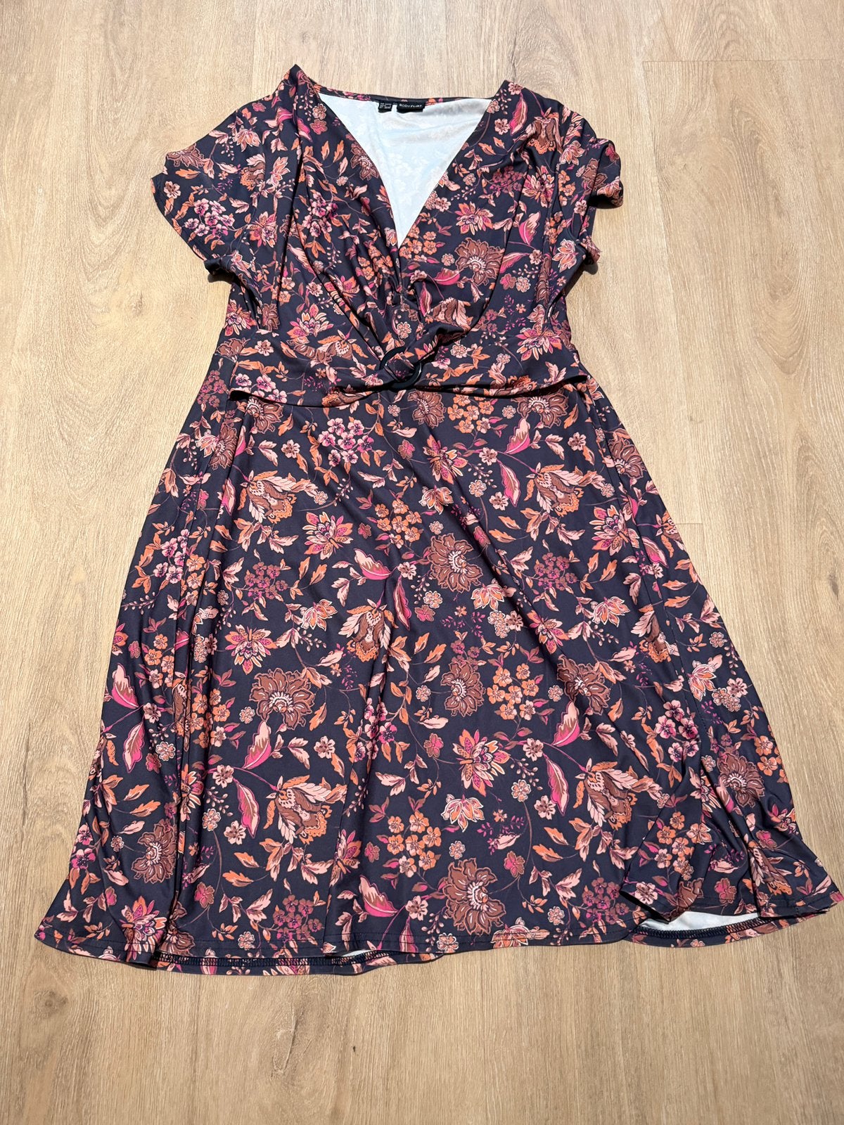 Jurk, Ophalen of Verzenden, Zo goed als nieuw, Maat 46/48 (XL) of groter, Onder de knie