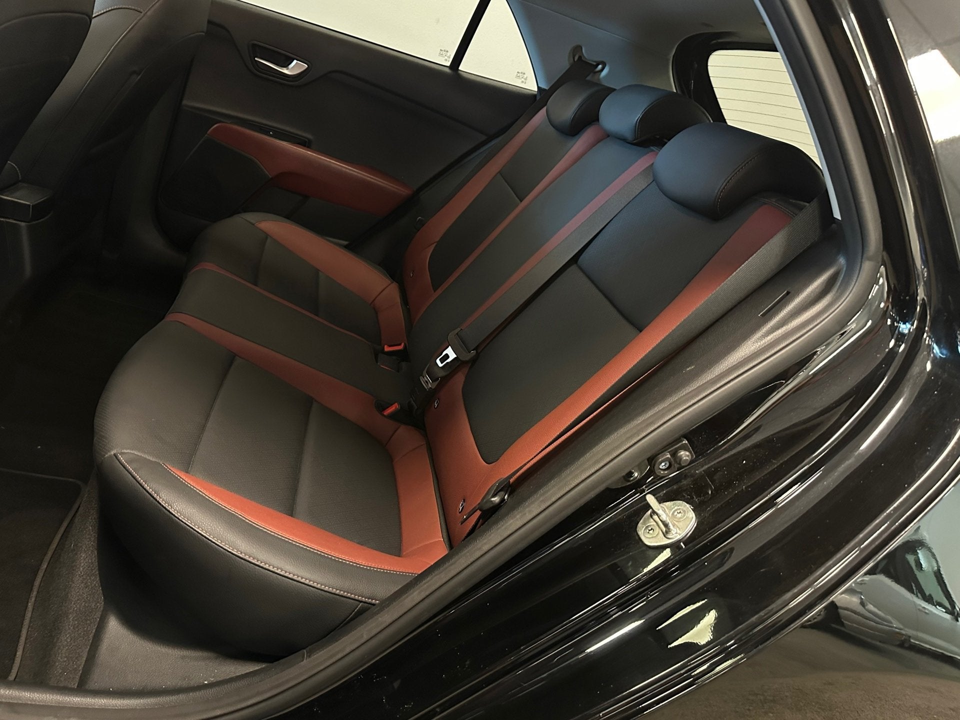 Foto 14 van Kia RIO 1.0 TGDI|120PK|PLATINUM|LEDER|PANO|LED|17"|FULL OPTI