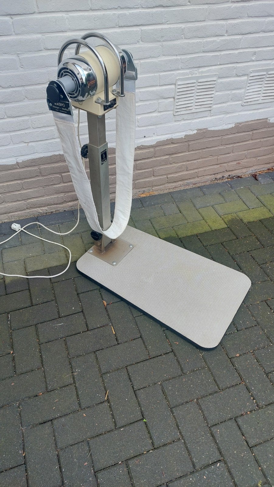 Te koop: band massage/tril apparaat, Ophalen, Trilplaat