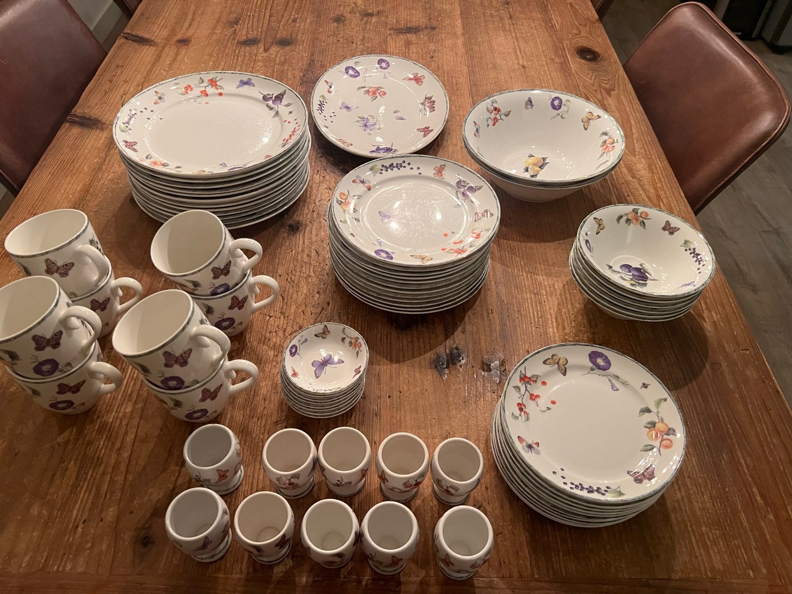 Janneke Brinkman servies met vlinders en fruitmotief, Overige merken, Keramiek, Ophalen of Verzenden, Zo goed als nieuw