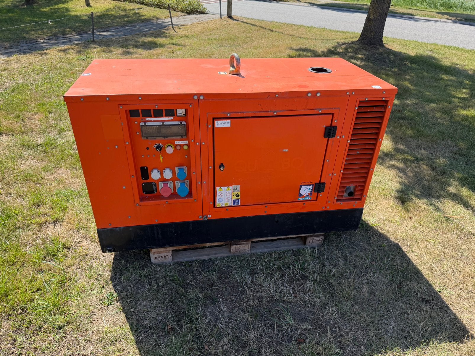 14 KVA aggregaat 230/400Volt Kubota diesel generator 1500RPM, Ophalen, Gebruikt, Dieselolie, Geluidgedempt