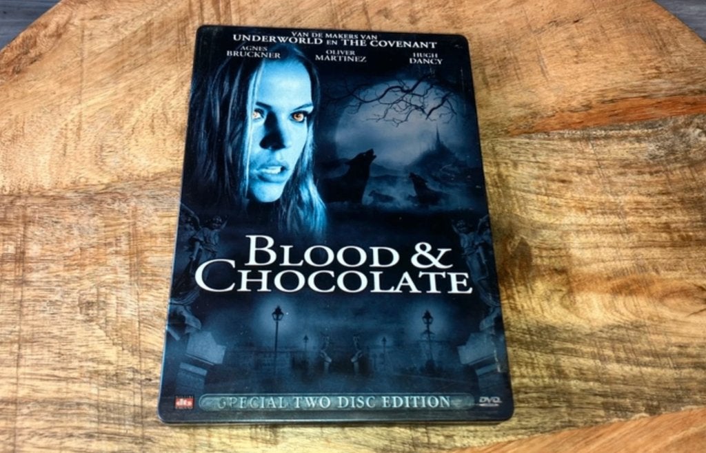 Blood & Chocolate steelbook dvd, Cd's en Dvd's, Vanaf 16 jaar, Ophalen of Verzenden, Zo goed als nieuw, Overige genres