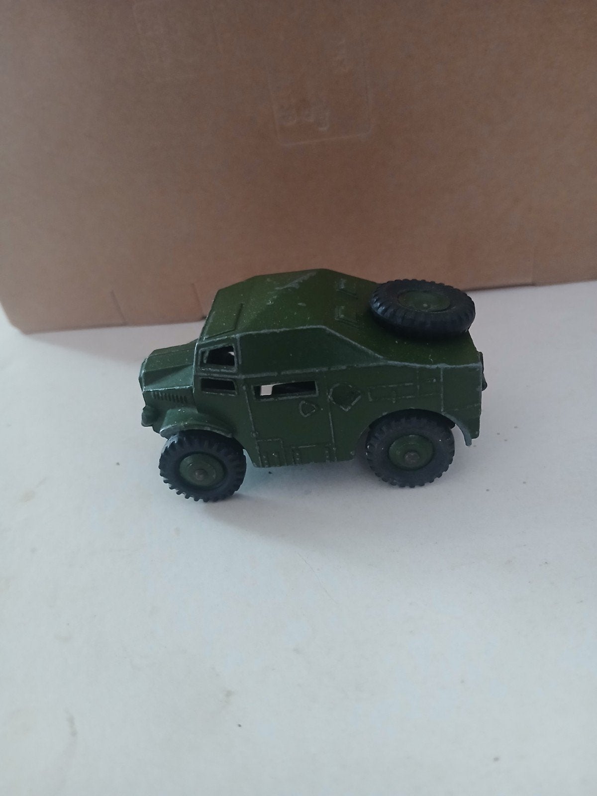 Field Artillery tractor.  Dinky toys 688, Ophalen of Verzenden, Gebruikt, Tractor of Landbouw, Dinky Toys