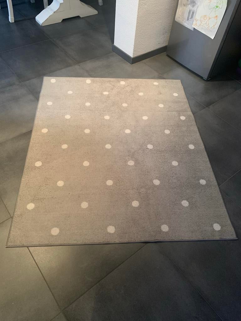 Grijs vloerkleed met witte stippen, Ophalen, Gebruikt, 100 tot 150 cm, 150 tot 200 cm