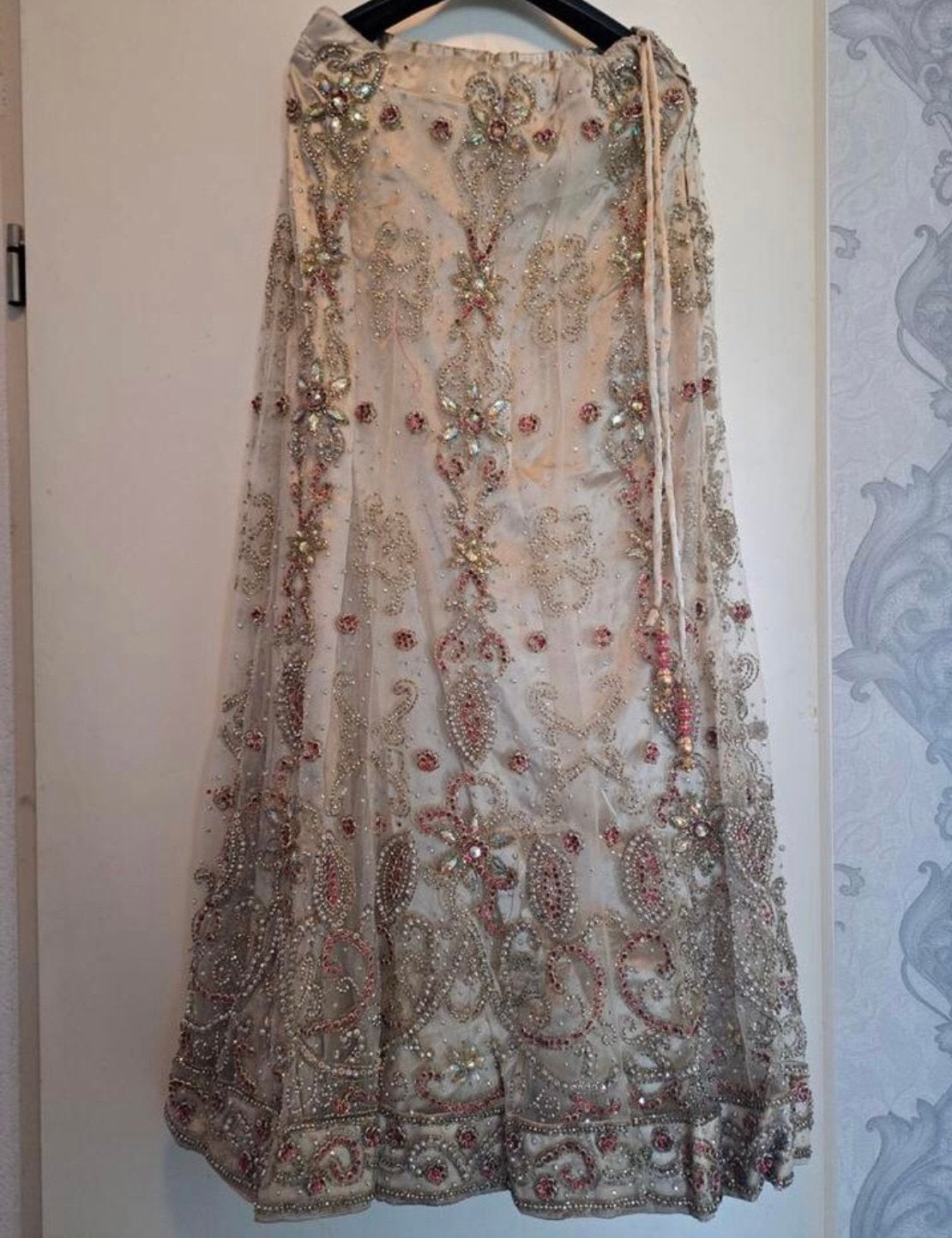 Bollywood Lehenga met strass steentjes, Maat 38/40 (M), Overige typen, Meerkleurig, Ophalen of Verzenden