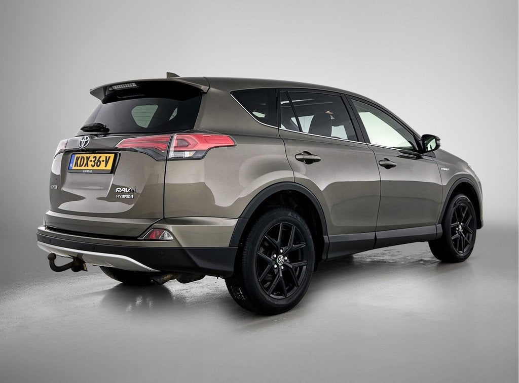 Toyota RAV4 2.5 Hybrid AWD Executive | Trekhaak | Schuifdak, Automaat, 12 maanden, Gebruikt, 1650 kg