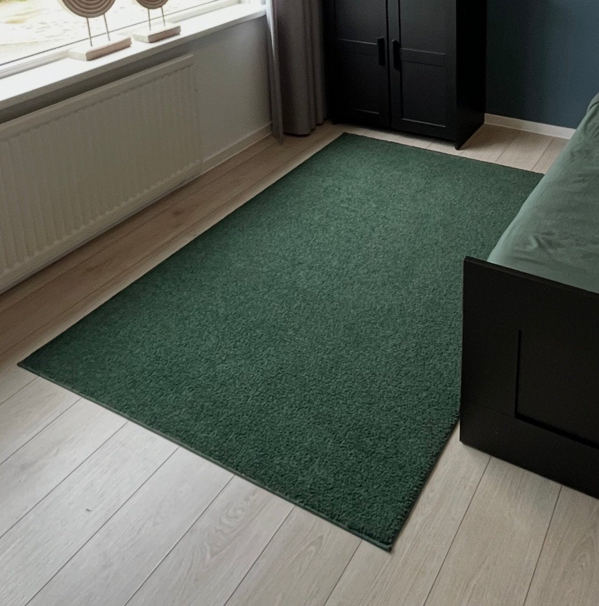 IKEA Sporup Vloerkleed - Donkergroen (133x195 cm), Ophalen, 100 tot 150 cm, Zo goed als nieuw, 150 tot 200 cm