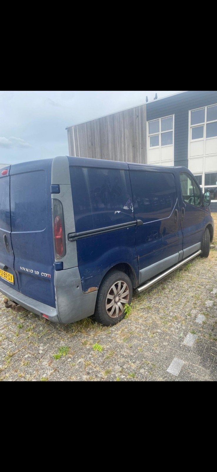 Opel Vivaro 1.9 DTI 2.7T L1h1 2006, Auto's, Voorwielaandrijving, 4 cilinders, 2000 kg, 100 pk