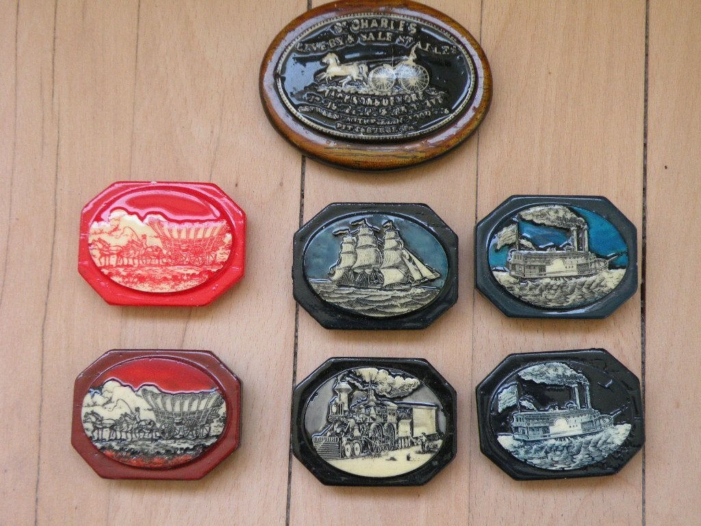 Beltbuckles, ong. 1930. Diverse afbeeldingen., Losse buckle of gesp, Overige kleuren, Minder dan 95 cm, Ophalen of Verzenden