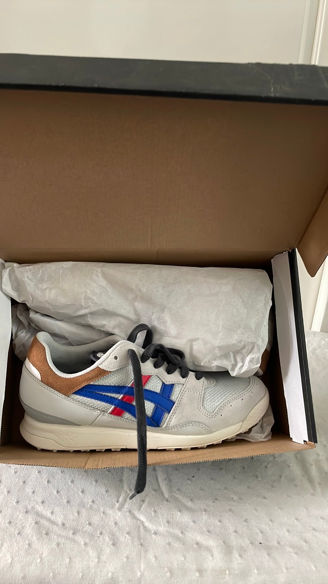 Onitsuka tigar - Asics - nieuw!!, Nieuw, Ophalen of Verzenden, Sneakers of Gympen, Grijs