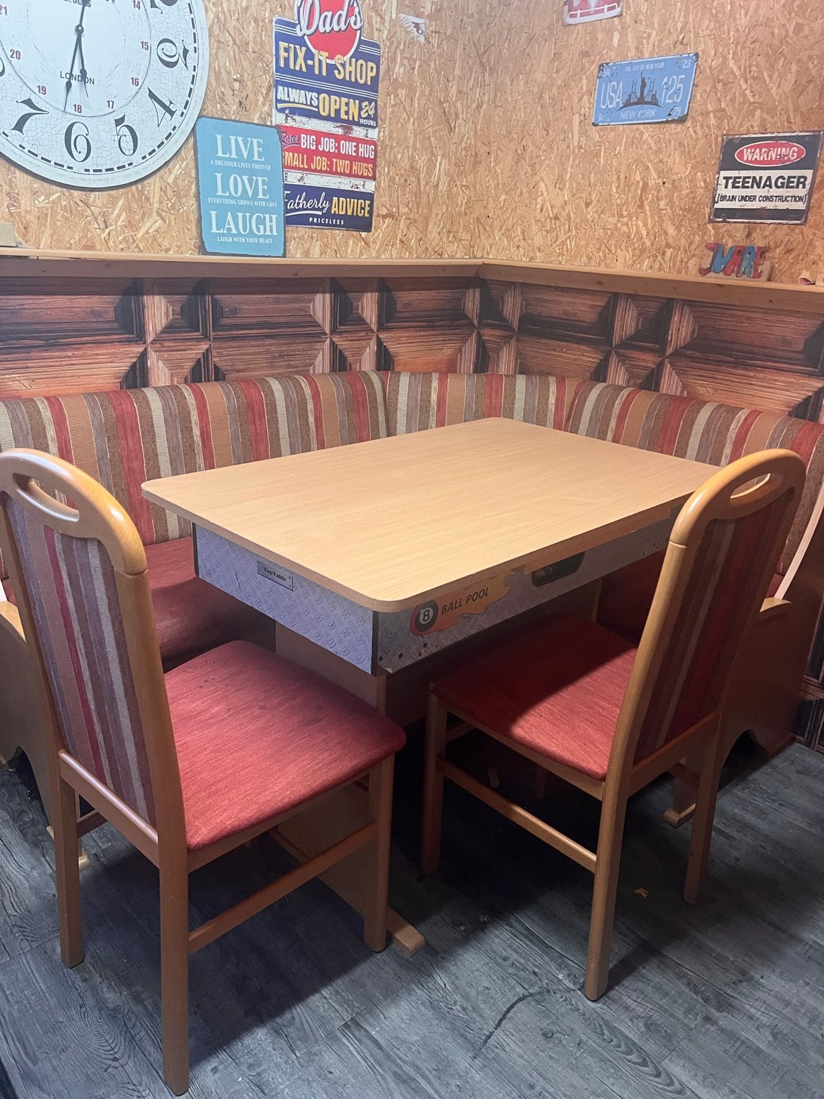 Eethoek met bank, 2 stoelen en ingebouwde pooltafel, Ophalen, Gebruikt, 100 tot 150 cm, 50 tot 100 cm