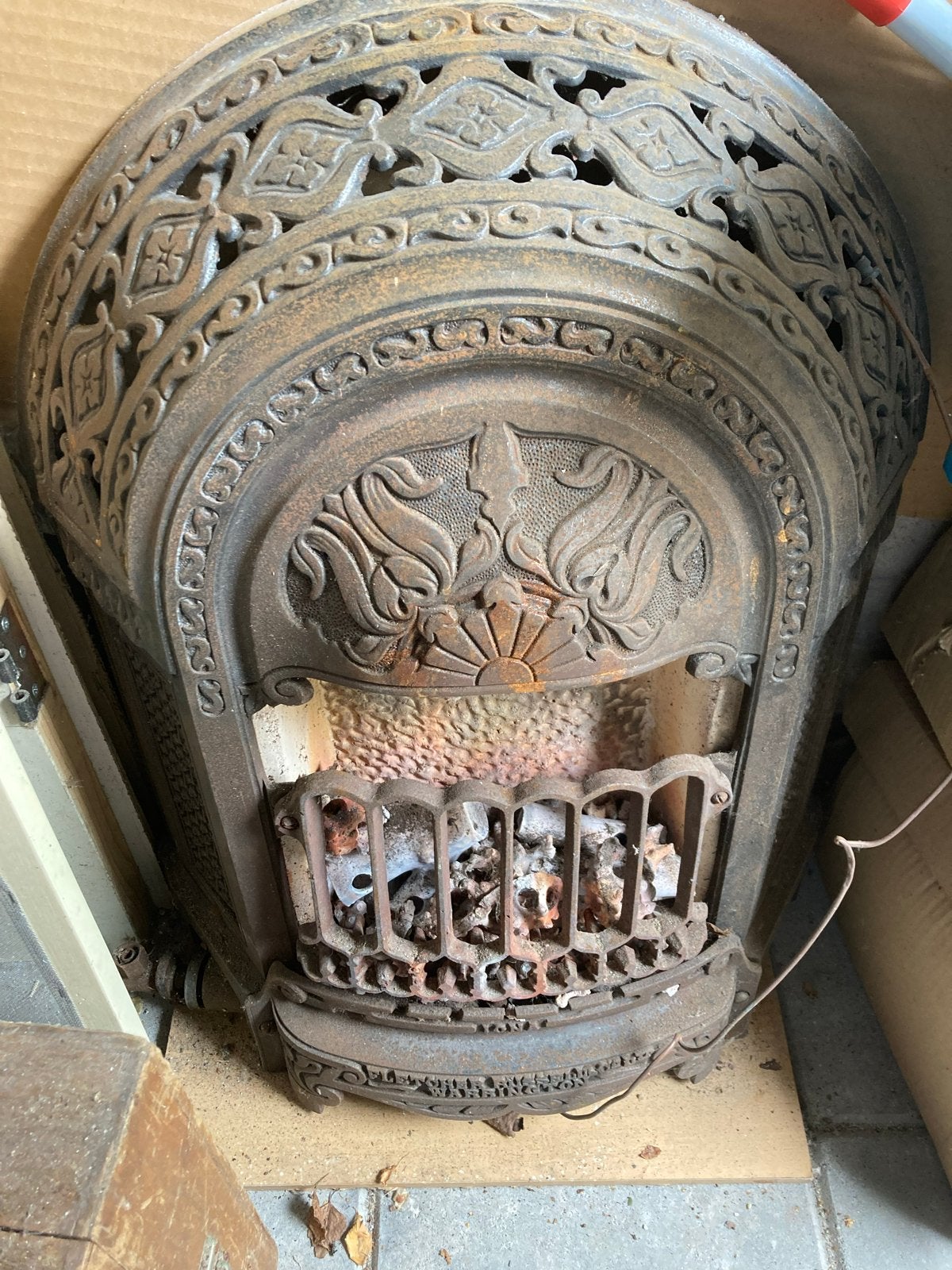 Antieke gietijzeren haard - Decoratieve schouw, Verzenden, Gebruikt, Inbouwhaard, Overige soorten