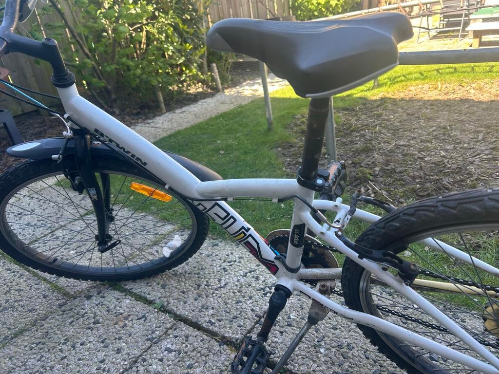 B'Twin Poply 300 Kinderfiets 24 inch, Ophalen, Gebruikt, Velgrem, 20 inch of meer