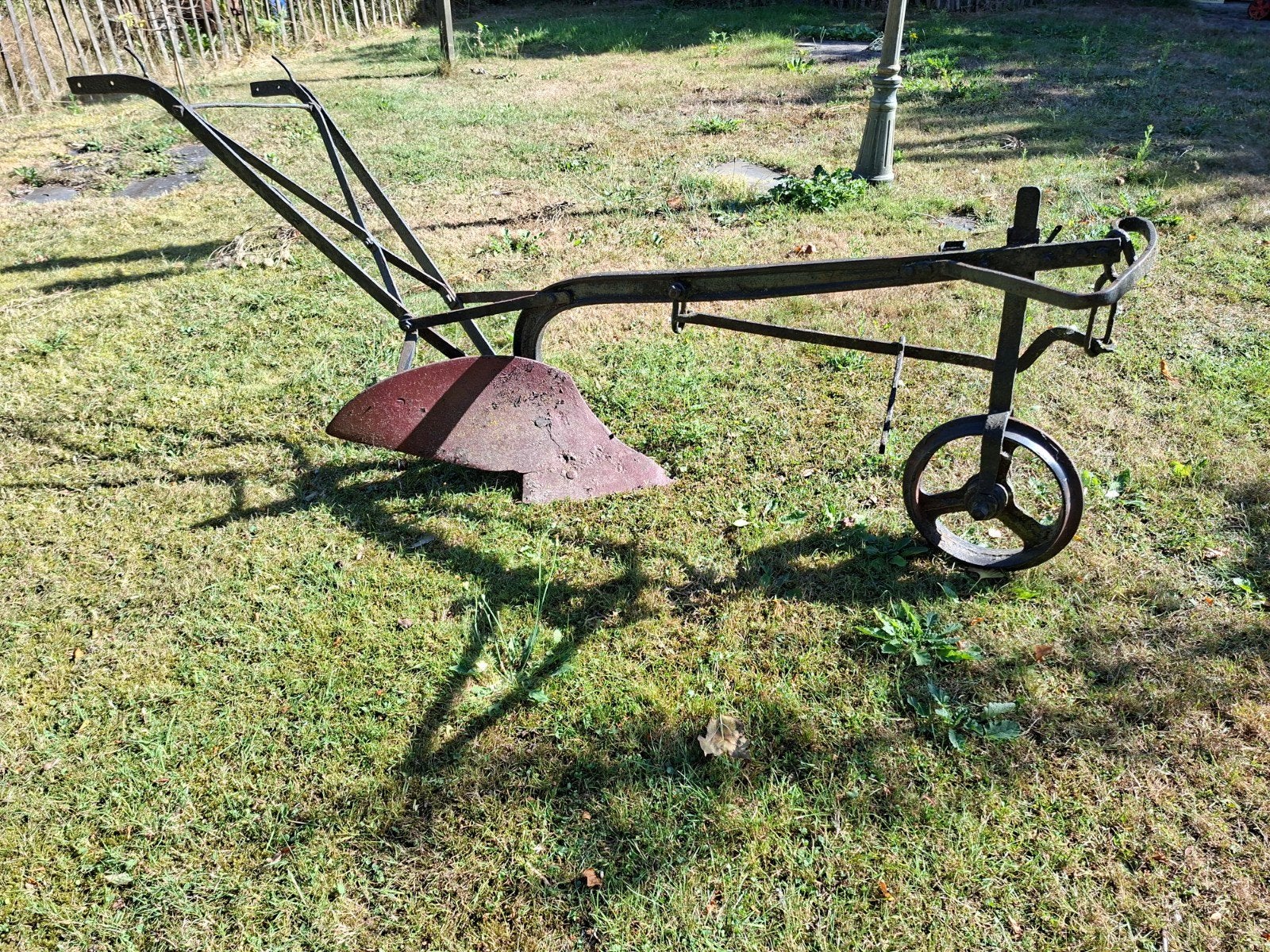 Antieke ploeg - Decoratief tuinstuk, Ophalen