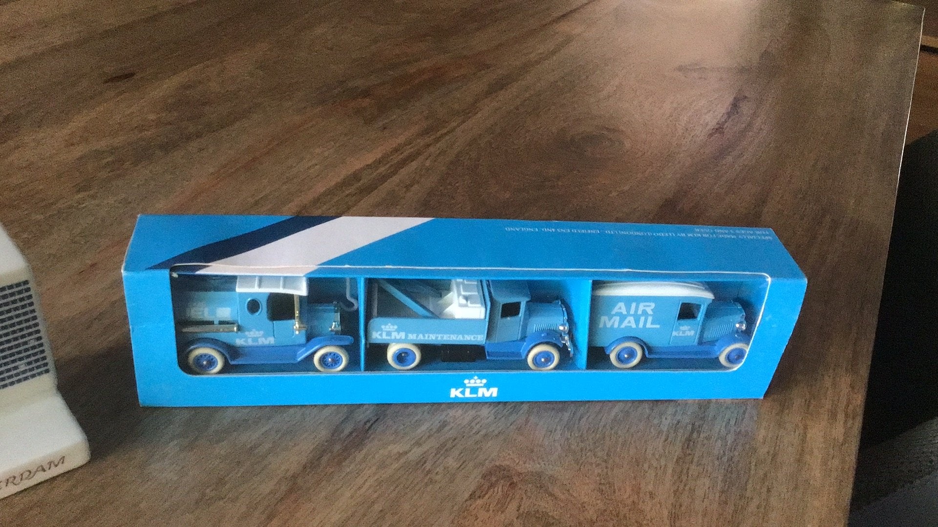 KLM set oldtimers in originele verpakking+ Goewaagen set., Verzamelen, KLM Huisjes, Ophalen of Verzenden, Zo goed als nieuw