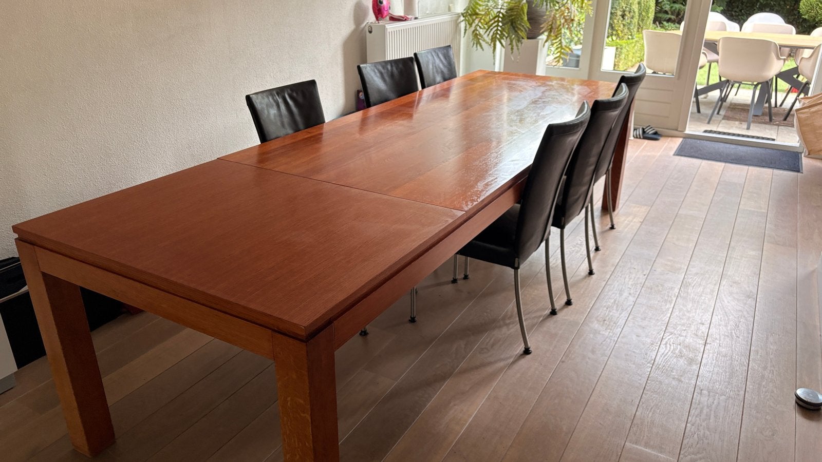 Uitschuifbare eettafel van eikenhout, Huis en Inrichting, Gebruikt, Eikenhout, 200 cm of meer, Vijf personen of meer