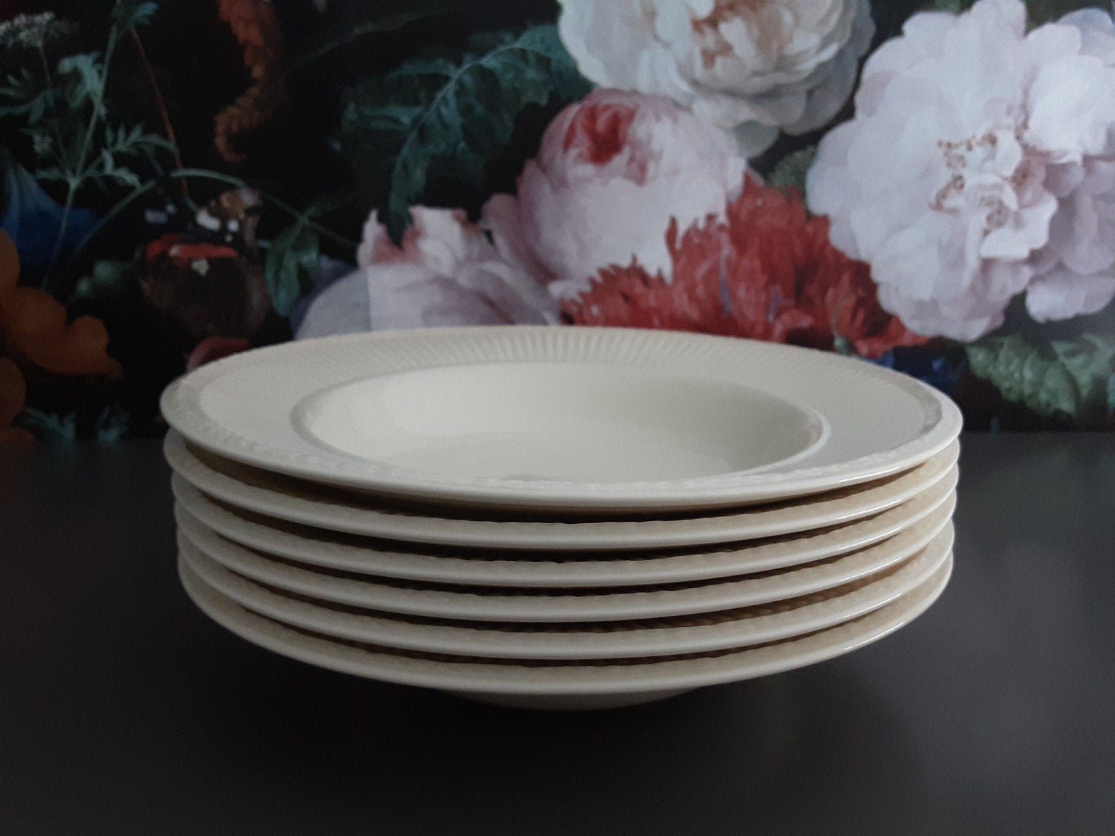 Wedgwood Edme soep/pastaborden 23cm - Nieuwstaat, Ophalen, Zo goed als nieuw, Aardewerk, Bord(en)