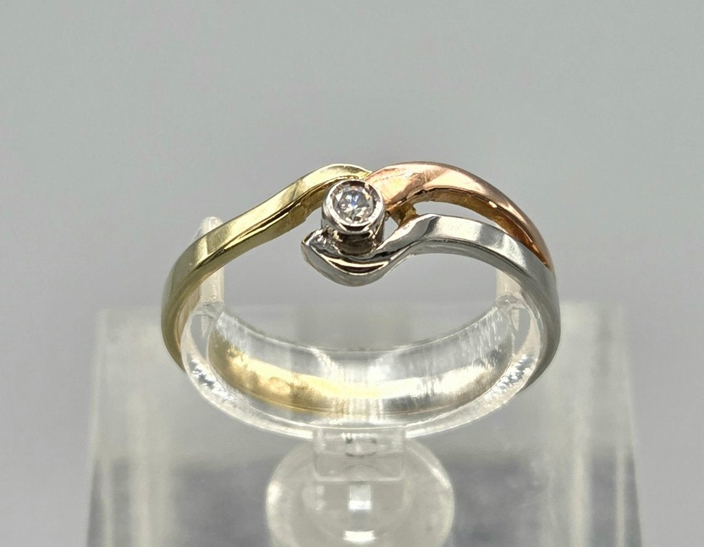 Vintage design tri-color ring met zirkonia. 2026/569, ., Nieuw, Ophalen of Verzenden, Dame