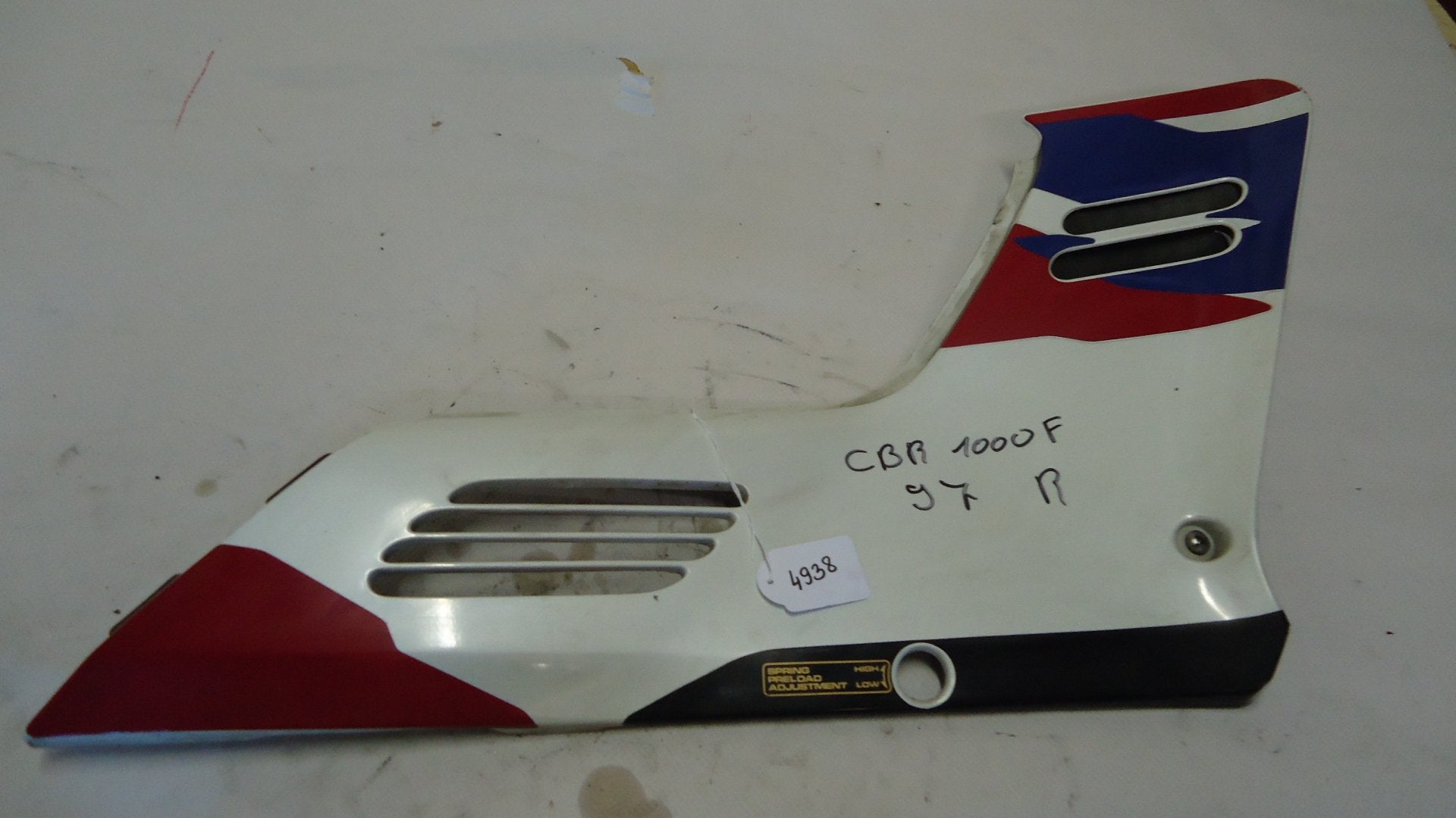 CBR1000F 1993 - 1996 Honda Kuipdeel Kuipdeel kont D1-18109