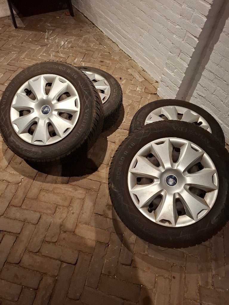Michelin set winterbanden, Ophalen, Gebruikt, 16 inch, Band(en)