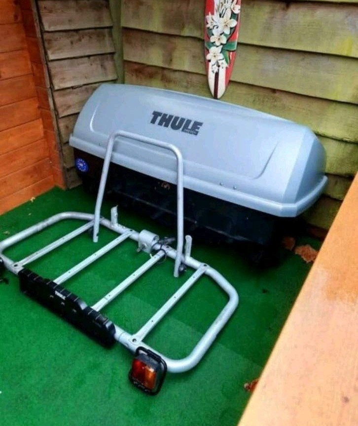 Thule BackUp 900 bagagebox met trekhaakdrager, Auto diversen, Ophalen of Verzenden, Gebruikt
