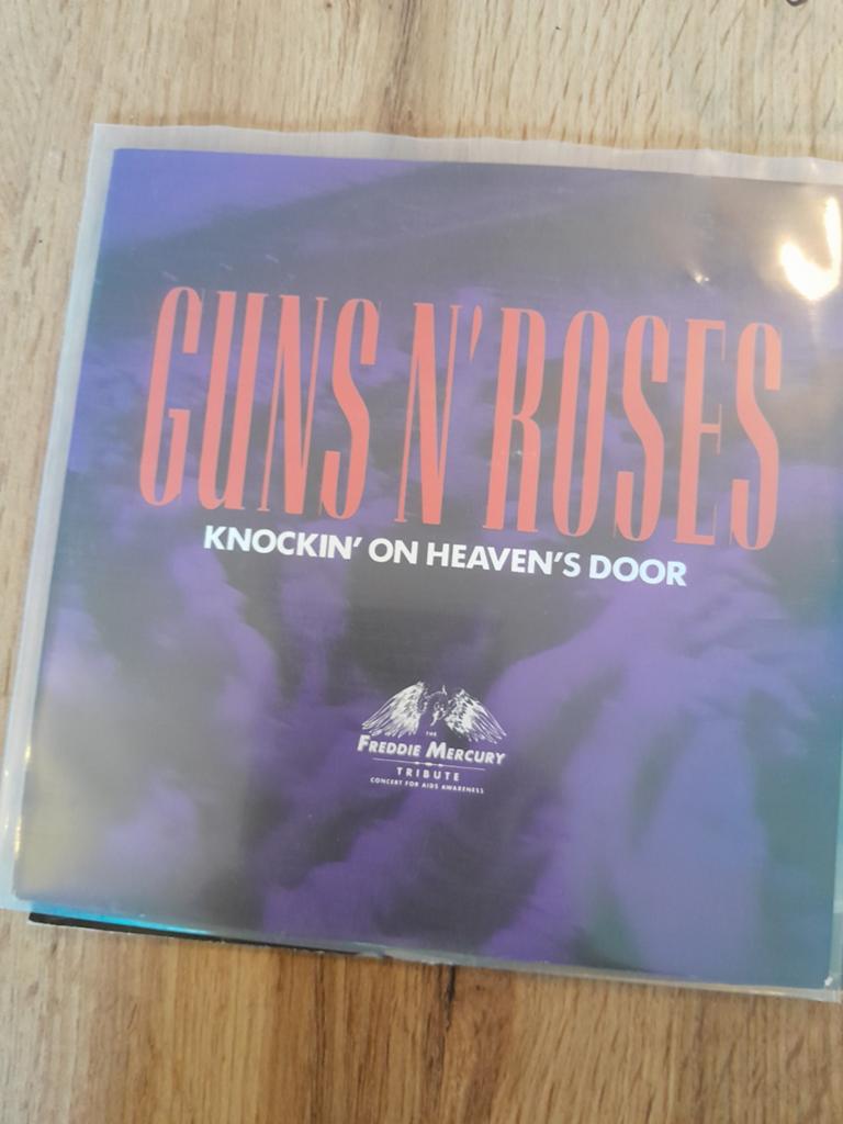 Guns ,n, roses 7 inch knockin on heaven,s door, Ophalen of Verzenden, Zo goed als nieuw, Rock en Metal