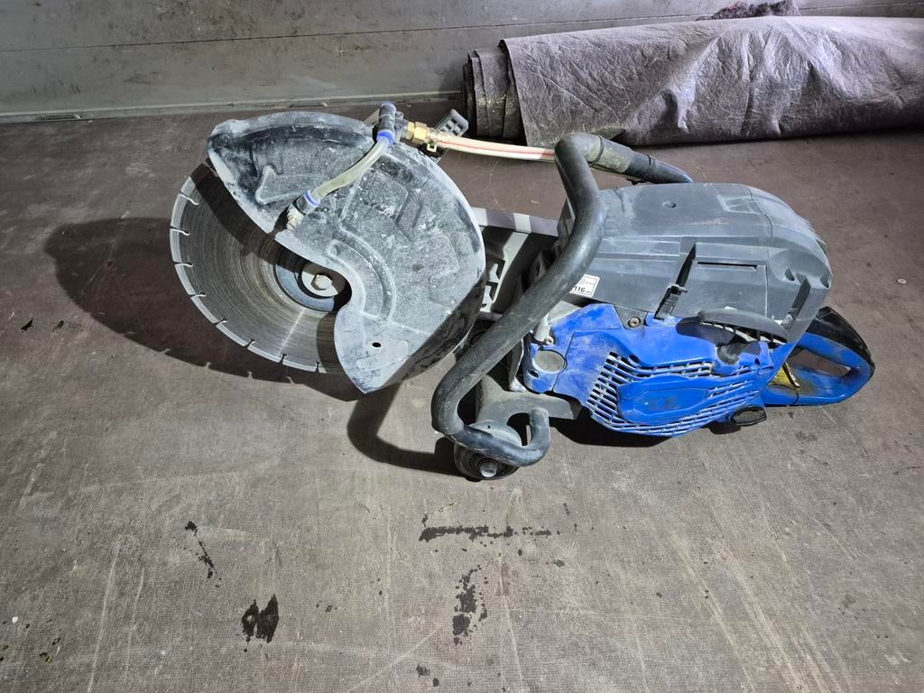 Krachtige Bandenzaag - Ideaal voor zware zaagklussen, Doe-het-zelf en Verbouw, Gereedschap | Zaagmachines, Ophalen, Gebruikt, Onbekend