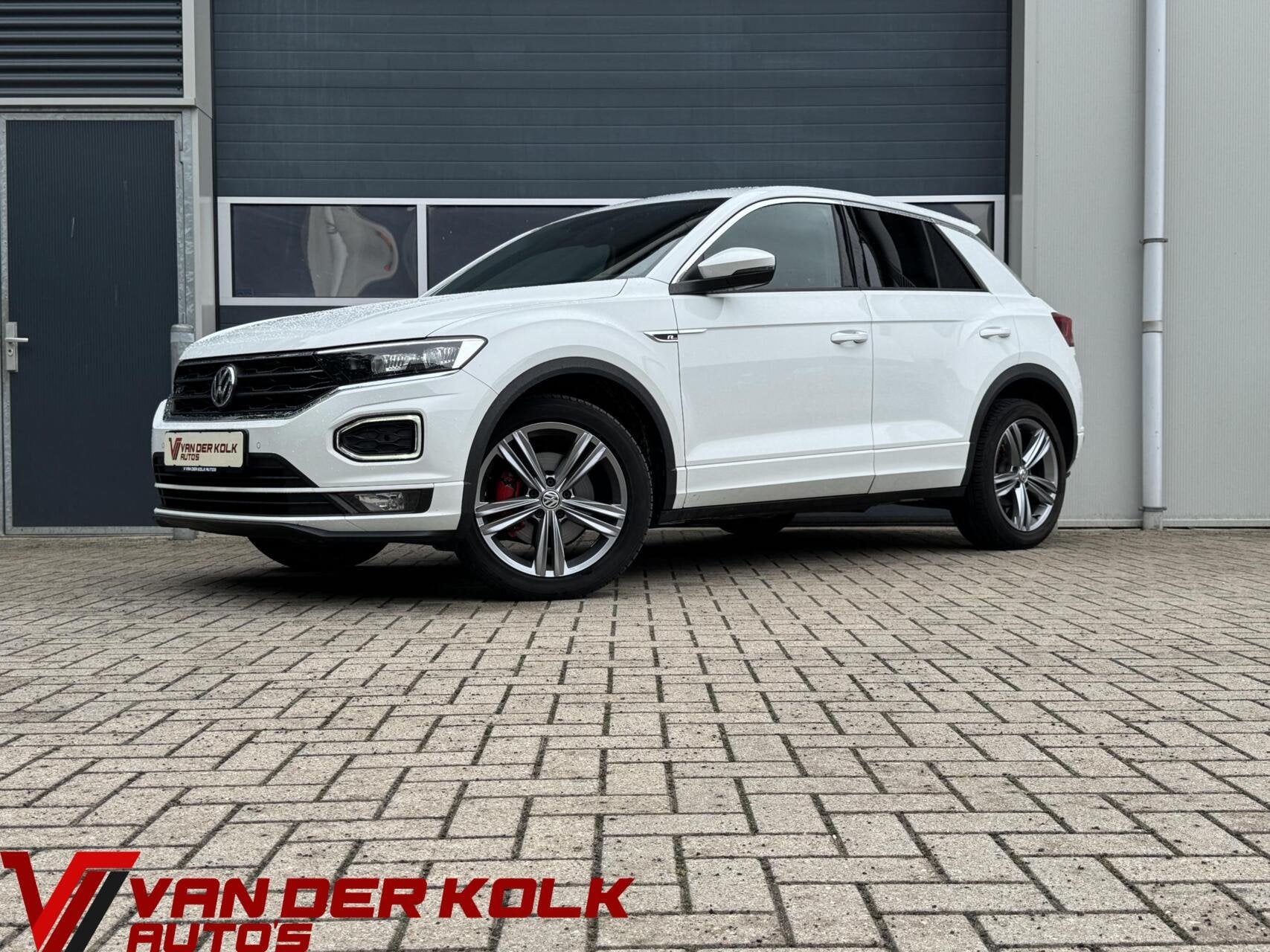 Volkswagen T-Roc 1.5 TSI R-Line | LED | Navigatie | Carplay, Auto's, 4 cilinders, 150 pk, Wit, Bedrijf