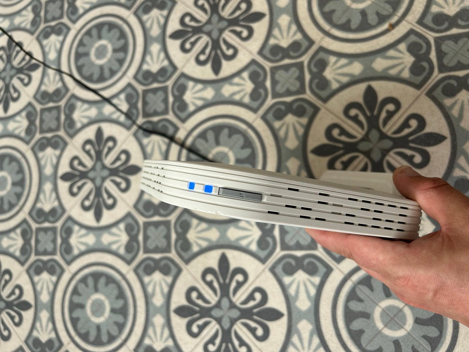 KPN Wifi Versterker - Verbeter je draadloze bereik, Ophalen of Verzenden, Gebruikt