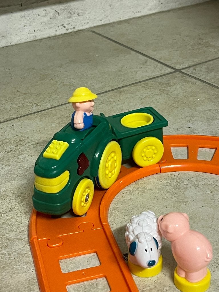 Boerderij Treinset met Dieren en Boer - Leuk Speelgoed, Ophalen of Verzenden, Gebruikt, Rij- of Hobbelspeelgoed