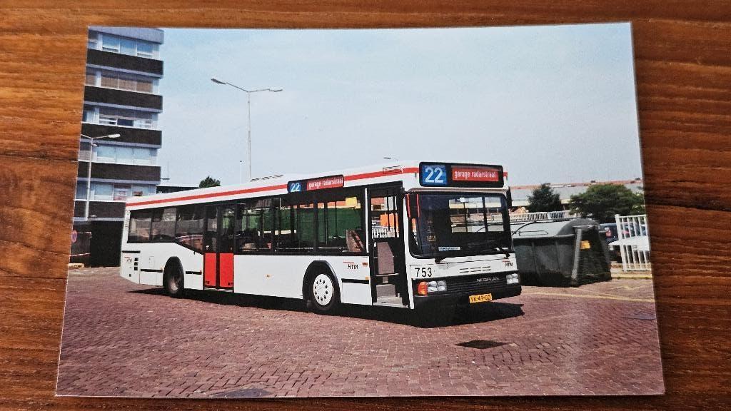 Foto BUS HTM Den Haag 753, Verzamelen, Spoorwegen en Tramwegen, Verzenden, Gebruikt, Bus of Metro, Overige typen