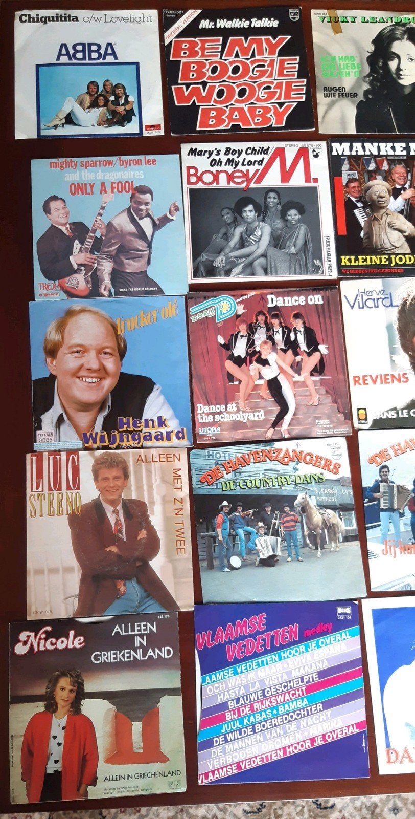 70 vinyl singels in hoes, 60 losse singels!, Ophalen, Gebruikt