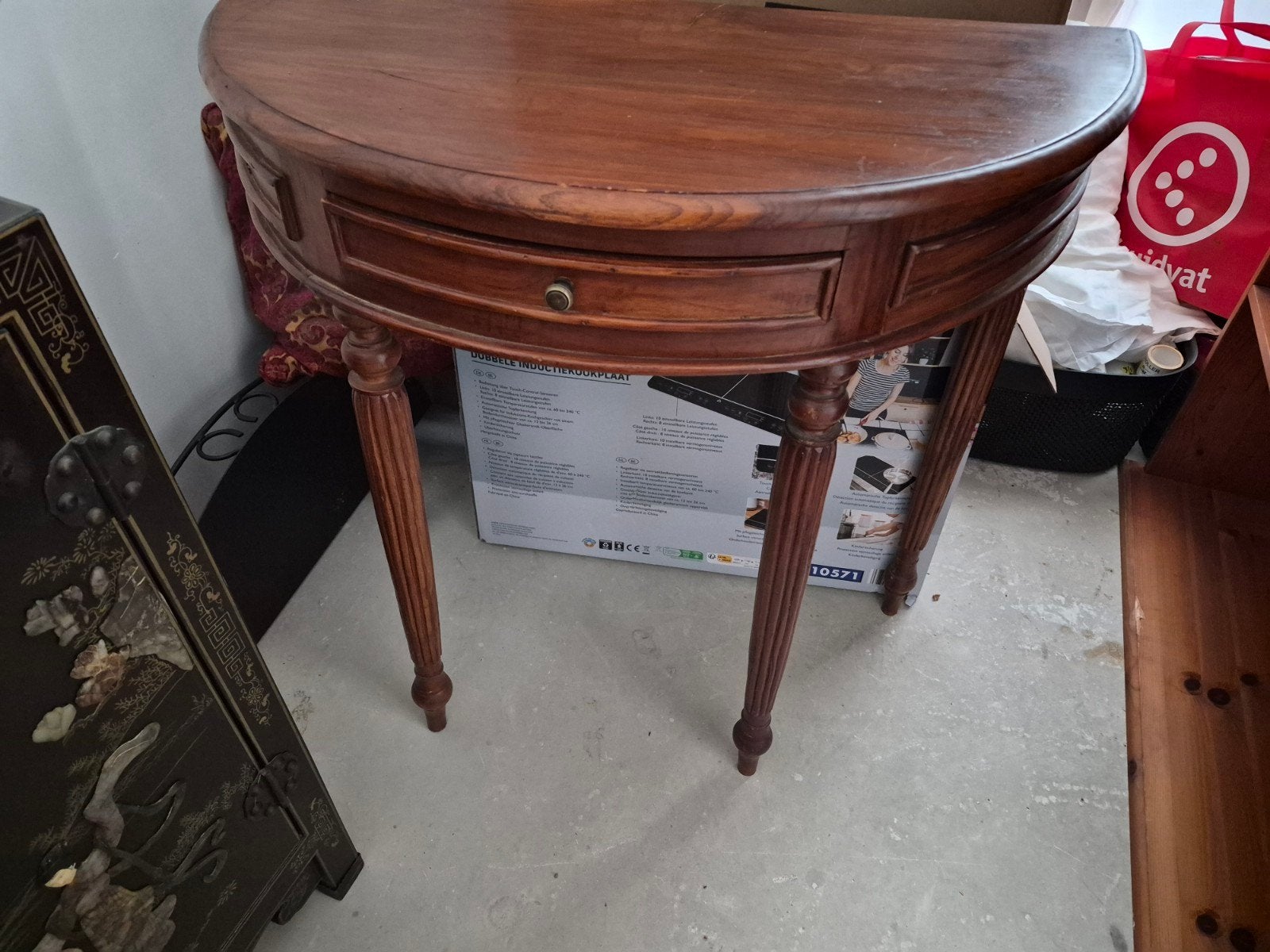 Side table, Ophalen, 25 tot 50 cm, Overige vormen, Overige houtsoorten