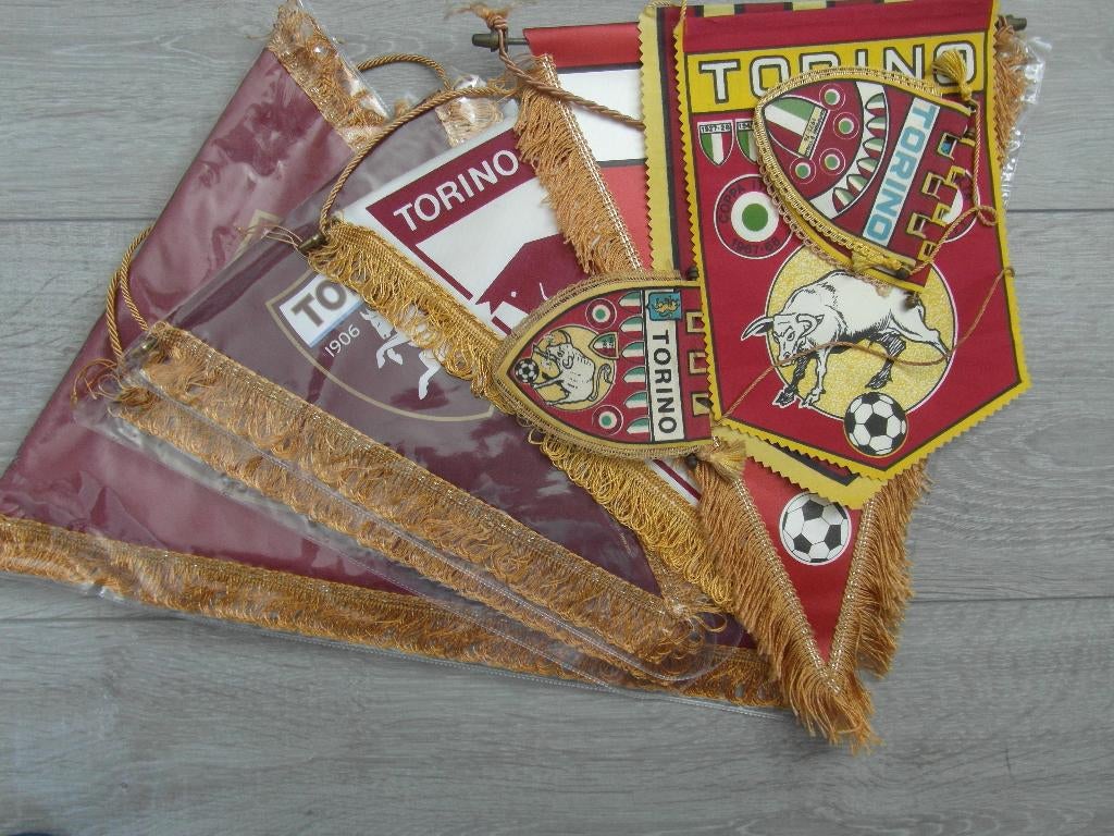 voetbal vaantjes ac torino italie wimpel 13 x, Ophalen of Verzenden, Zo goed als nieuw, Buitenlandse clubs, Vaantje of Sjaal