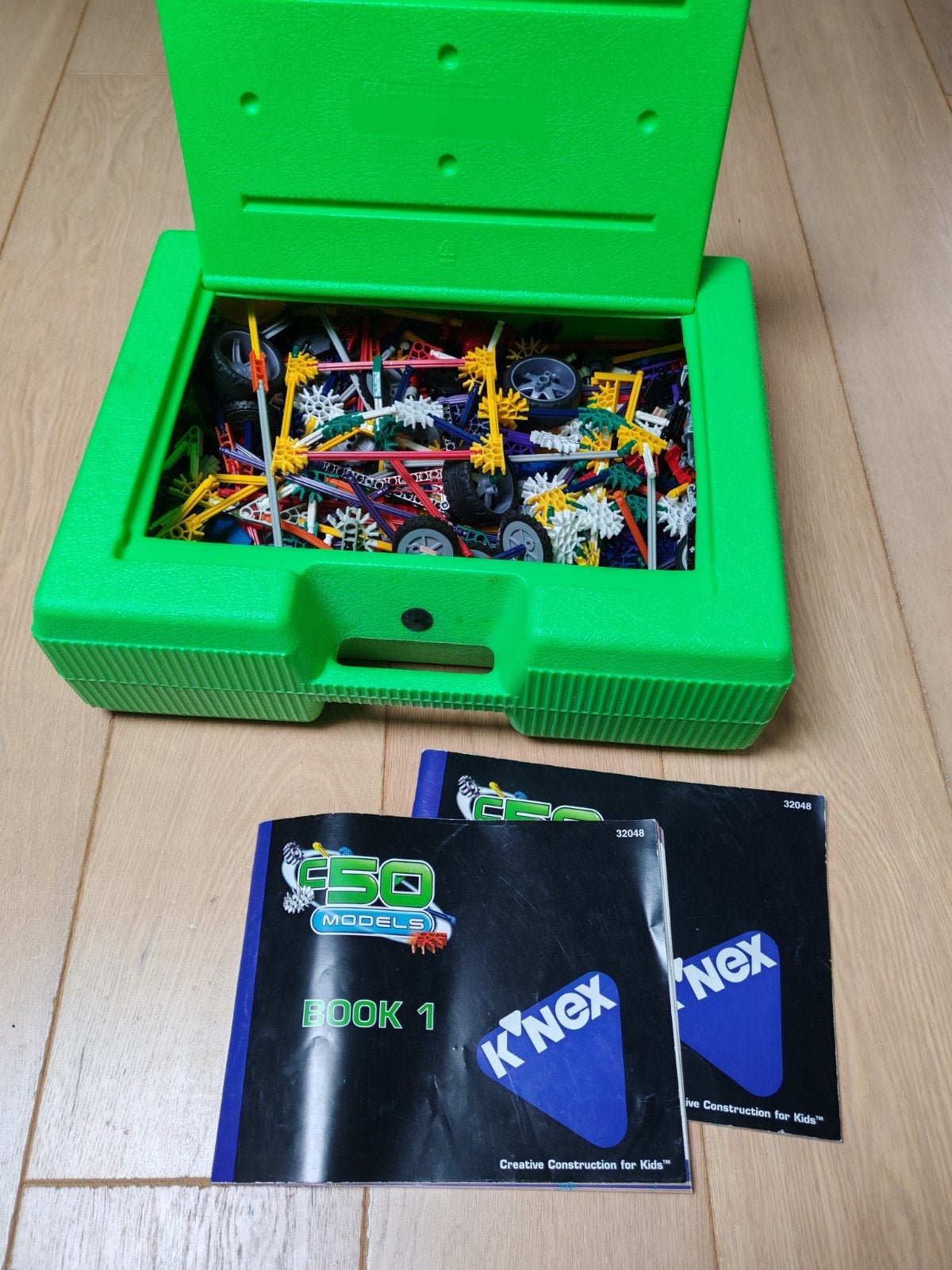 K'nex 650 Modellen Bouwset met Boekjes en Koffer, Ophalen of Verzenden, Gebruikt, K'nex