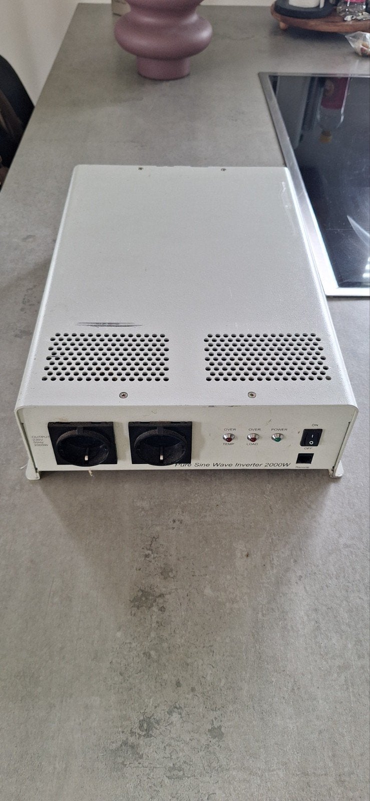 Samlex Europe Pure Sine Wave Omvormer PST-200S-12E 2000W, Ophalen