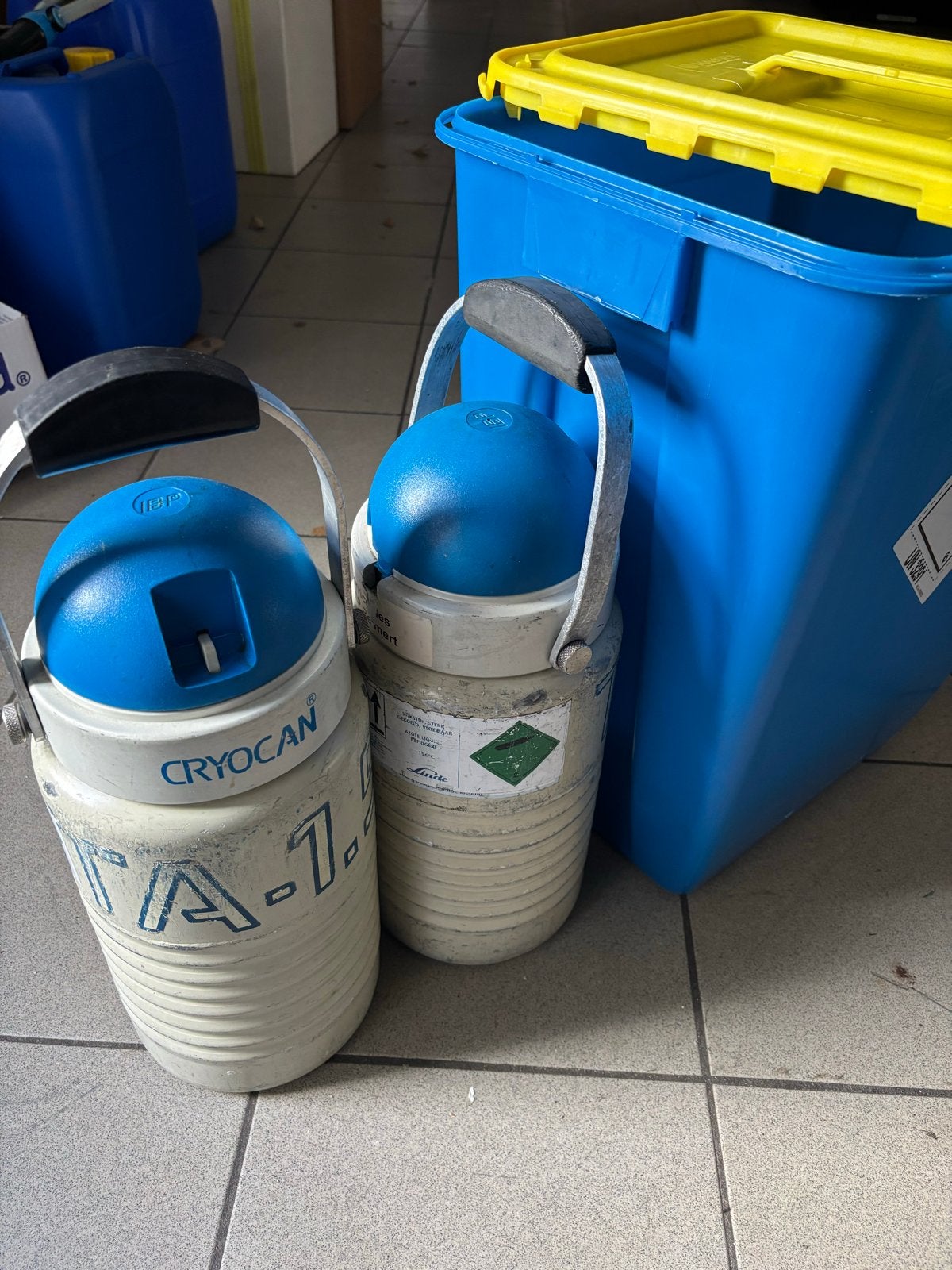 Cryocan vaten voor vloeibare stikstof, Ophalen of Verzenden
