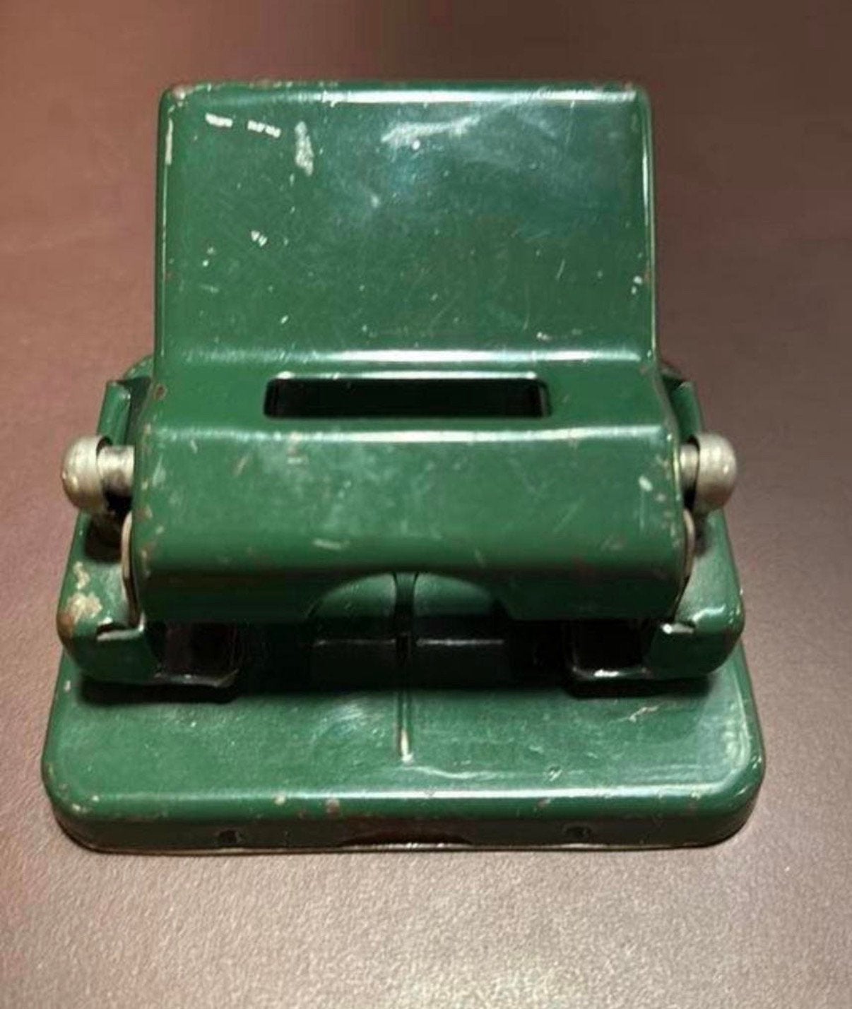 Vintage groen metalen Leitz perforator no. 18.558, Antiek en Kunst, Ophalen of Verzenden