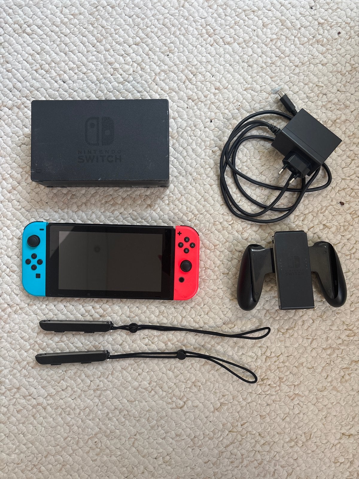 Nintendo Switch v2 met Dock en Joy-Cons, Spelcomputers en Games, Ophalen of Verzenden, Gebruikt, Met 2 controllers, Switch Original