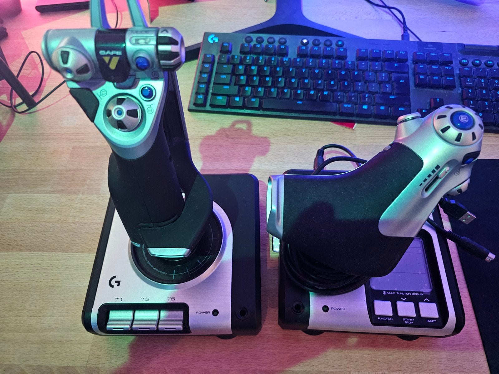 Logitech X52 Flight Control System Joystick & Throttle, Ophalen, Zo goed als nieuw, PC, Logitech