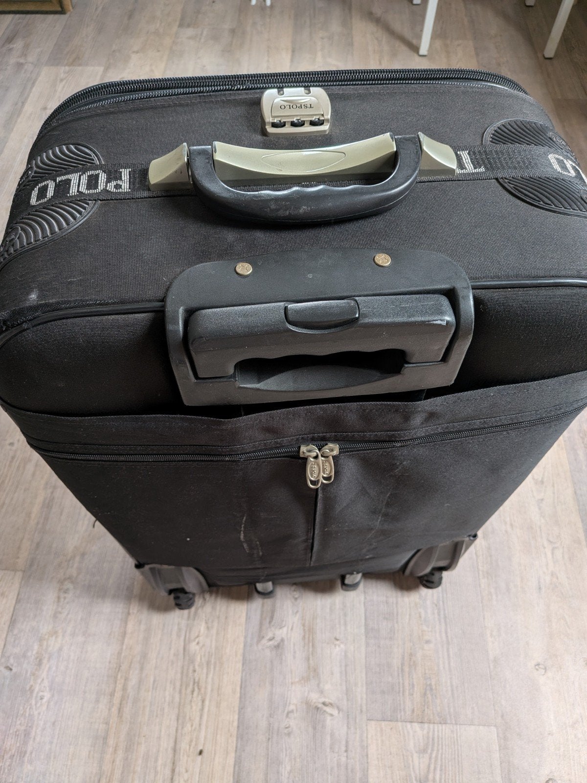grote  Polo koffer met ervaring voor maar 5 euro., Ophalen, Gebruikt, Hard kunststof, 45 tot 55 cm