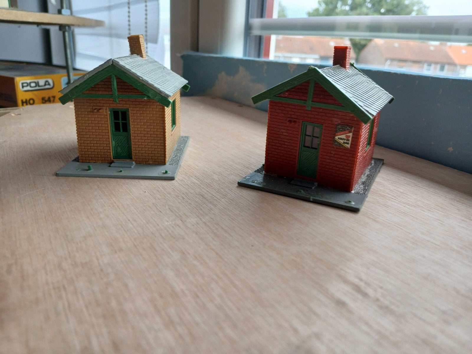 Faller Seinhuisjes voor HO of N Spoorbaan (2 stuks), Ophalen of Verzenden, Gebruikt, Brug, Tunnel of Gebouw, Overige merken