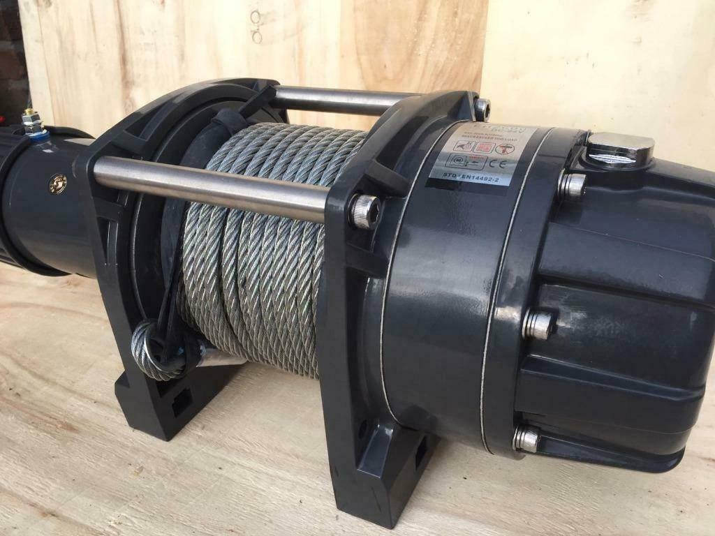 Hijslier 1200 kg 12V 18-25 mtr 8.1 mm kabel/touw draadloos, Auto diversen, Auto-accessoires, Ophalen of Verzenden, Nieuw