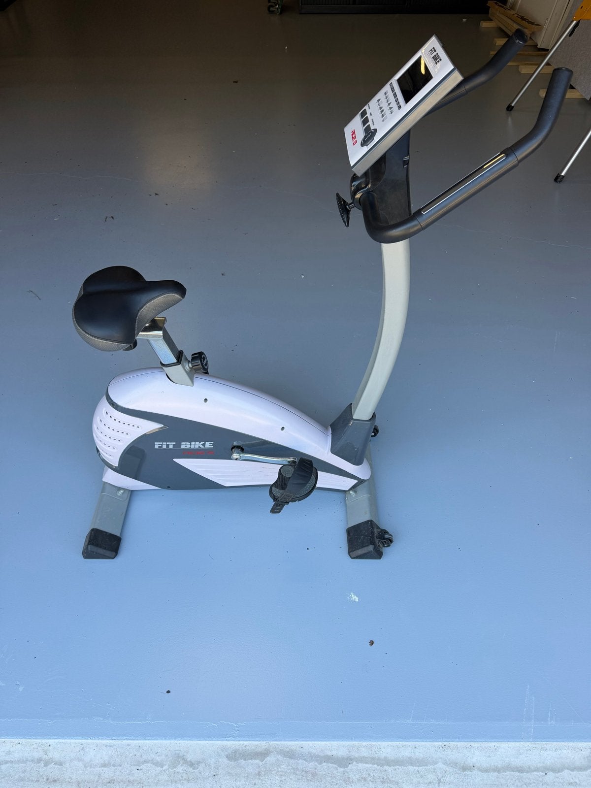 Fit Bike Ride 5 Hometrainer / Ergometer – Display en adapter, Ophalen, Gebruikt, Metaal, Benen