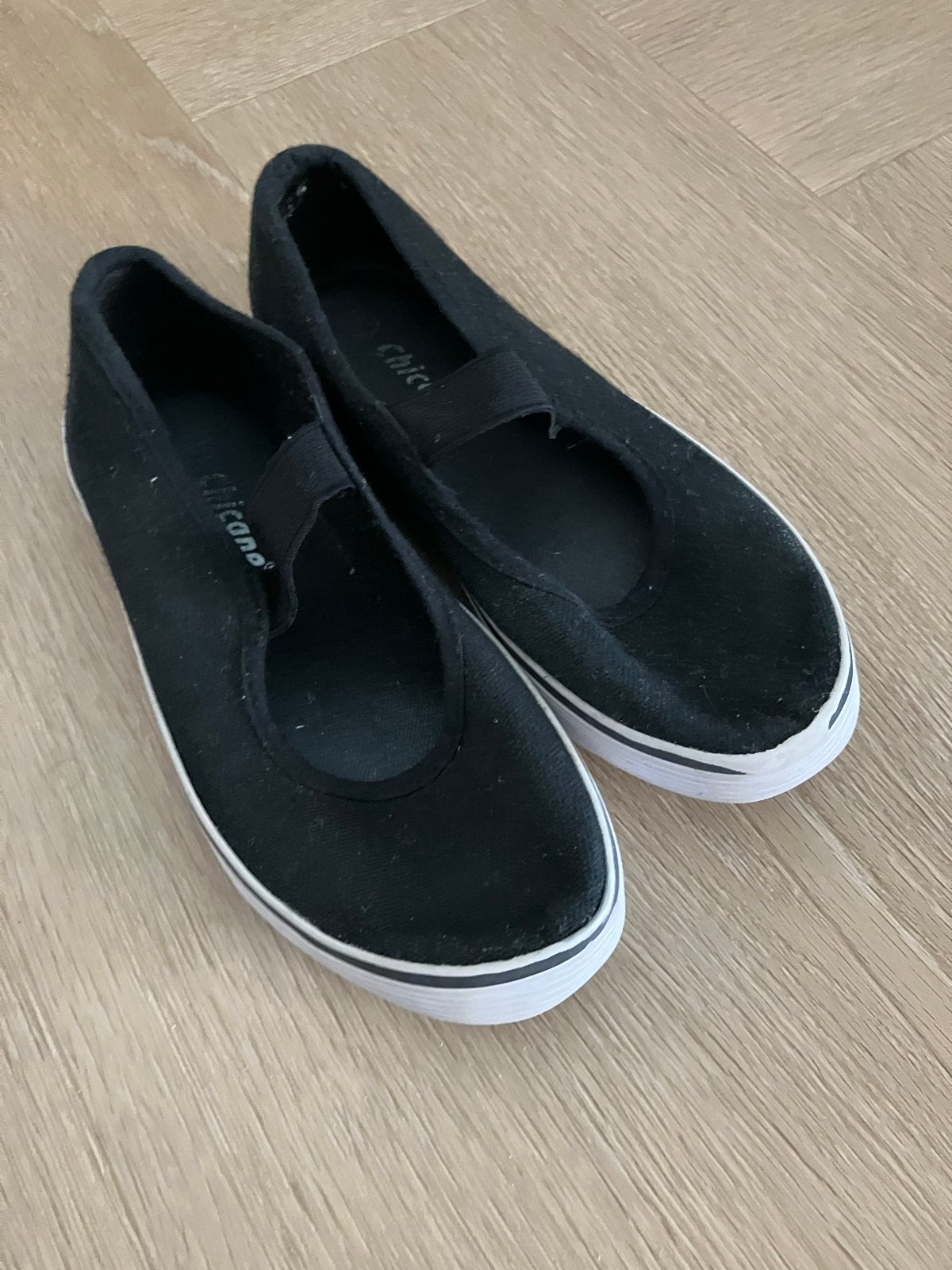 Chicane Kinderschoenen Gymschoenen Maat 31 Zwart, Ophalen of Verzenden, Gebruikt, Jongen of Meisje, Sportschoenen