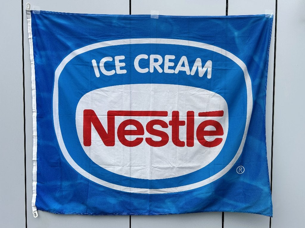 Reclame vlag Nestlé ice cream, Ophalen of Verzenden, Zo goed als nieuw