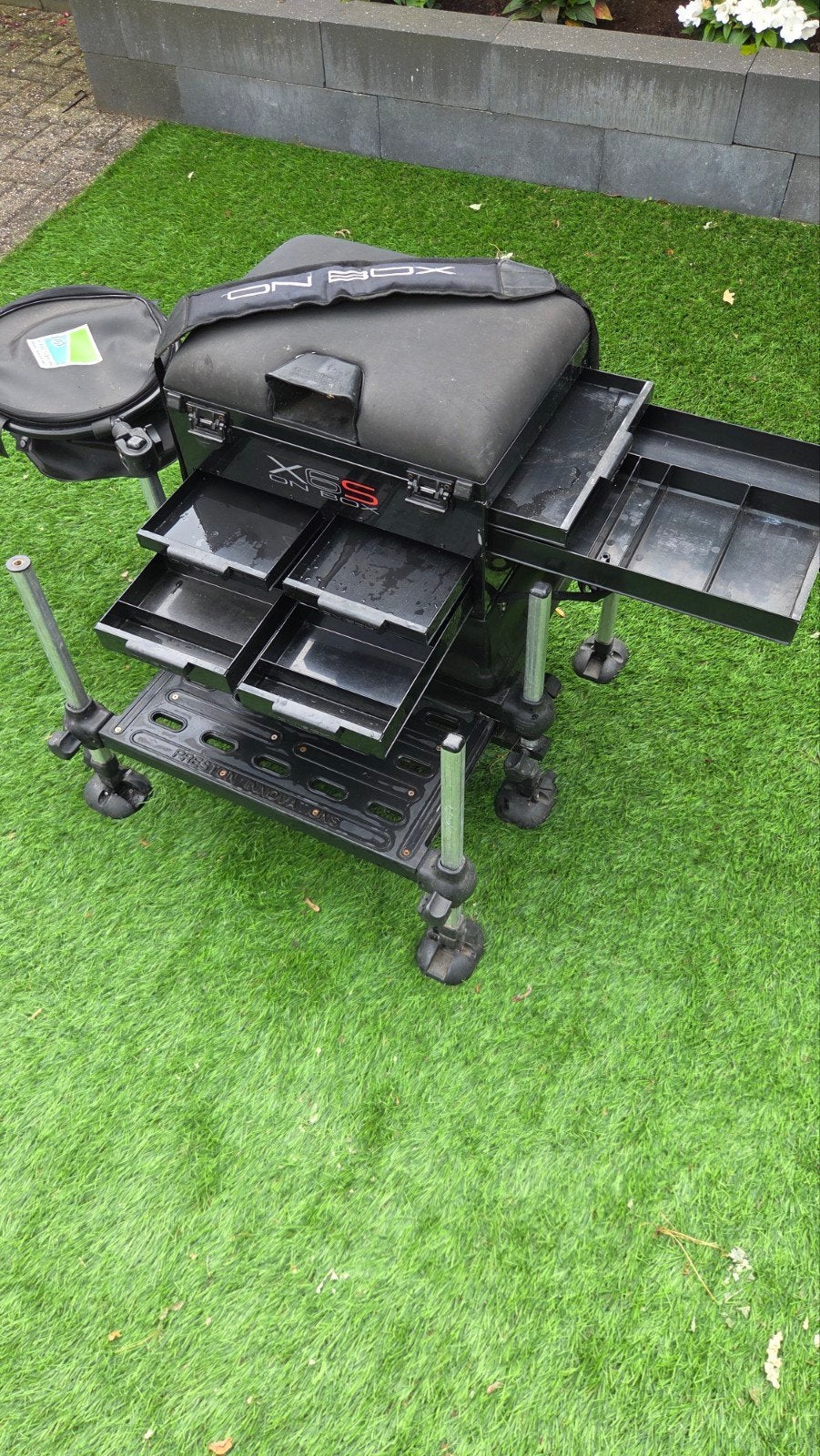 Preston Innovations OnBox XRS viskist met accessoires, Ophalen