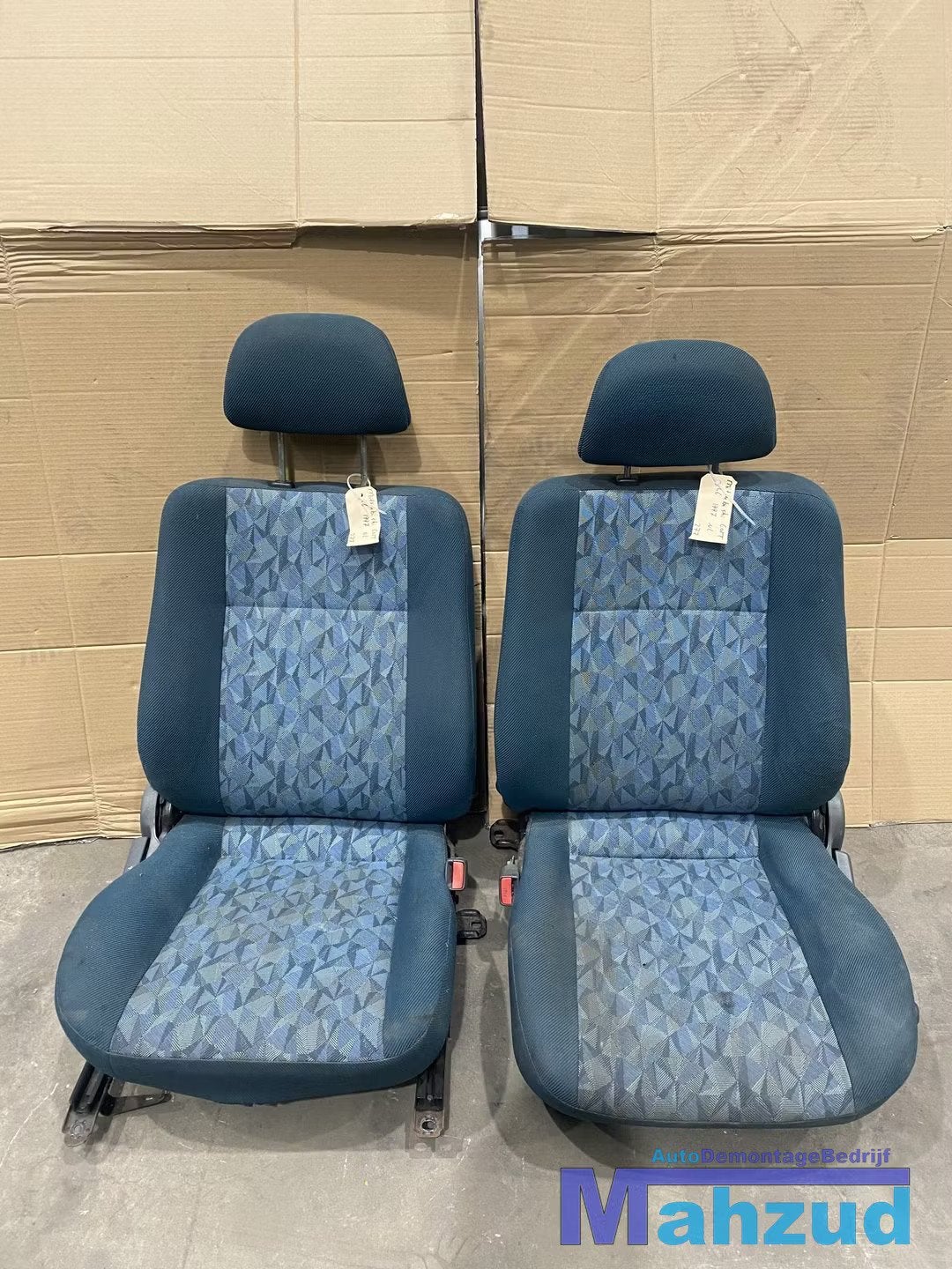 MITSUBISHI COLT 5 Groen voorstoel links rechts 1995-2002, Info@mitsubishi-motors.com, Gebruikt, Mitsubishi Motors Corporation