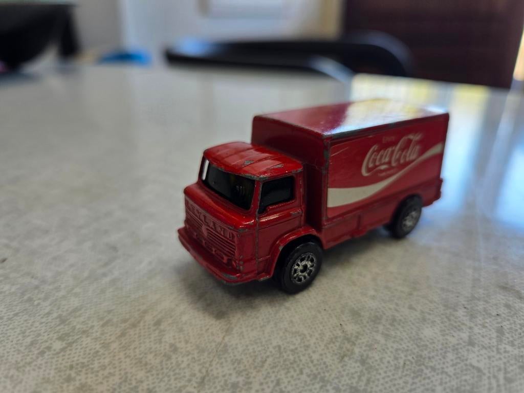 Vintage Coca-Cola Speelgoedvrachtwagen, Overige merken, Gebruikt, 1:50 of kleiner, Ophalen of Verzenden